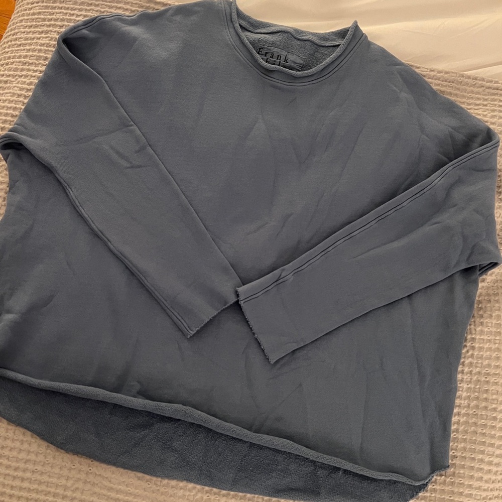 Frank & Eileen long sleeve capelet Size M